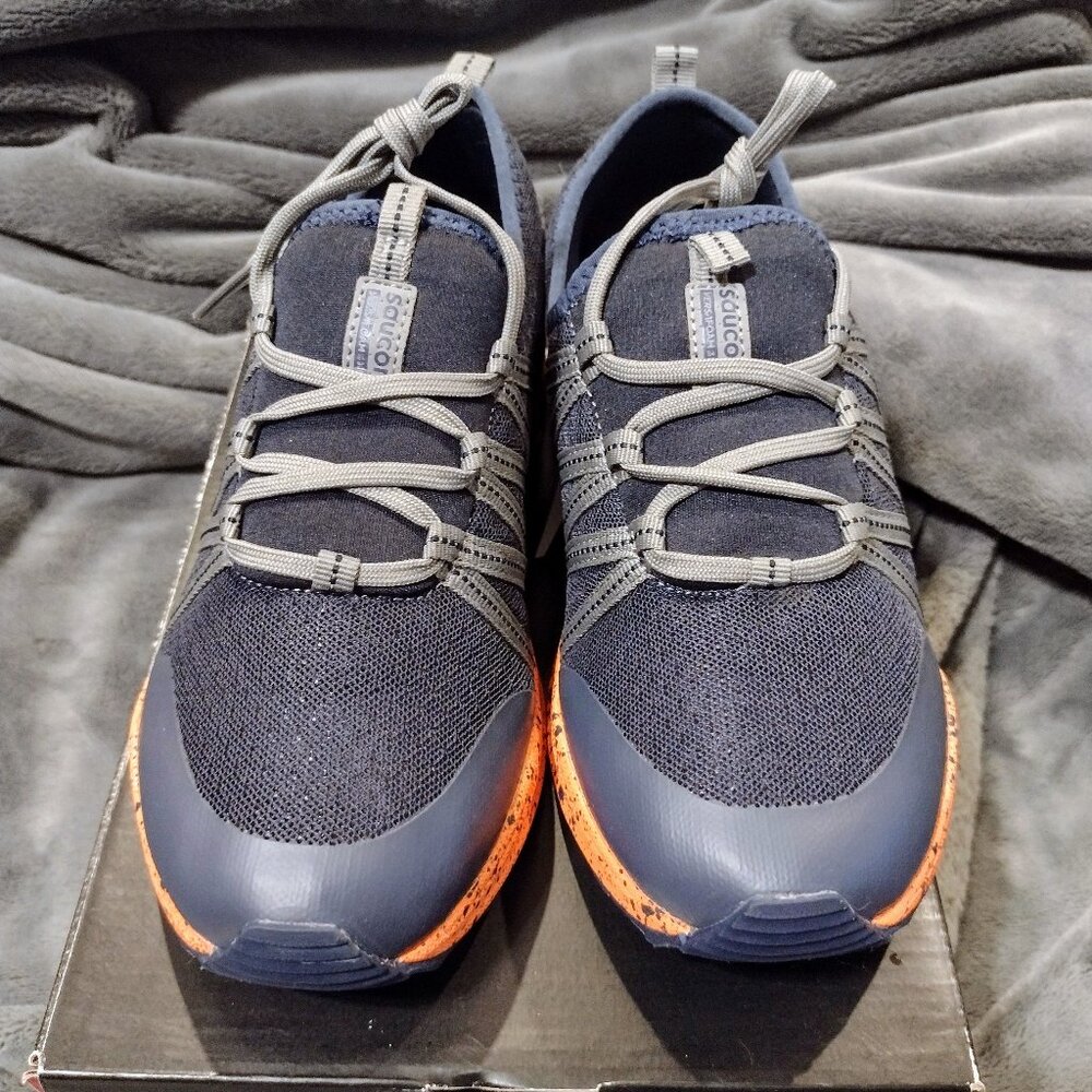 Kids Sneaker Sz 4.5 M